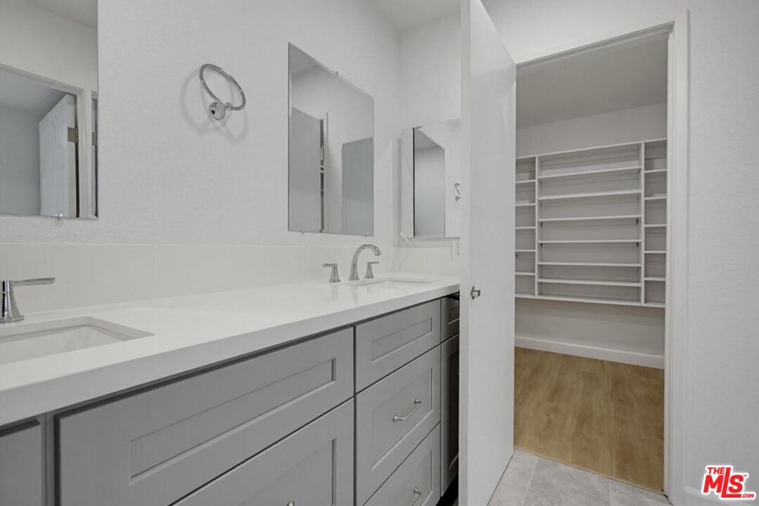 Property photo 50