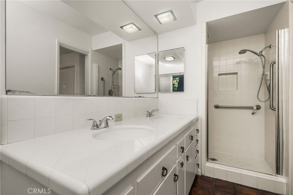 Property photo 51