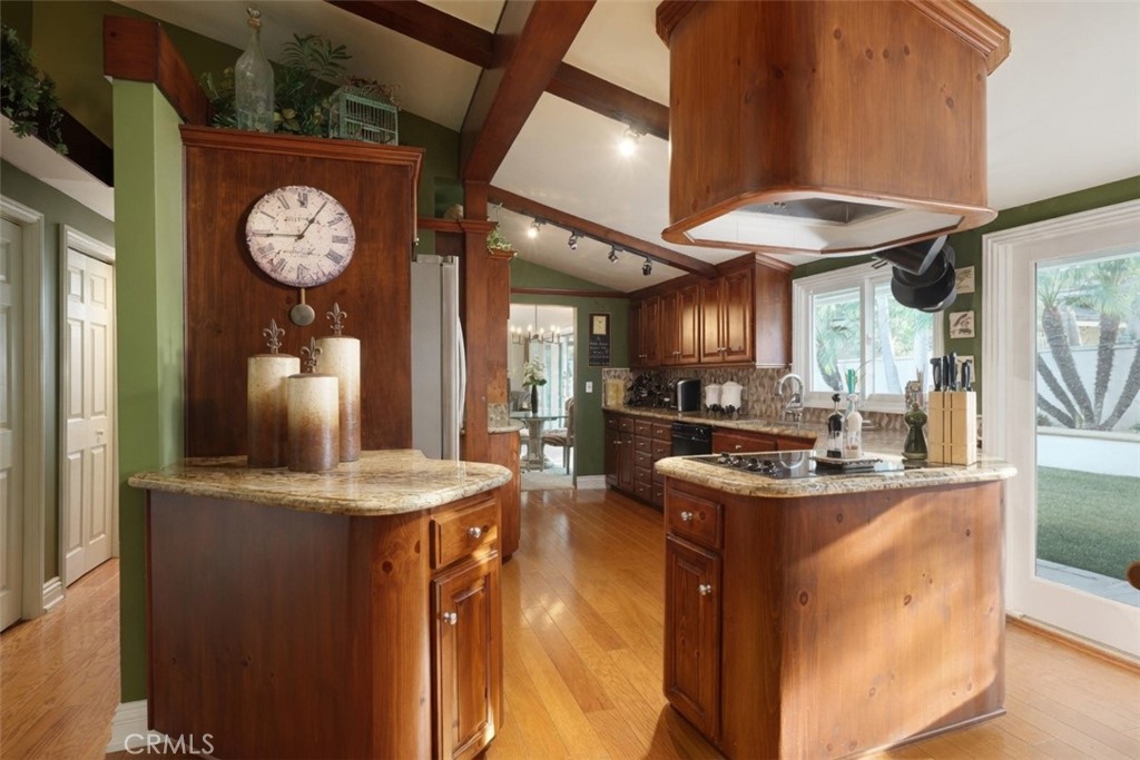 Property photo 24