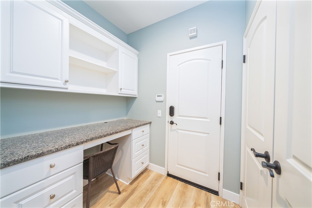 Property photo 31