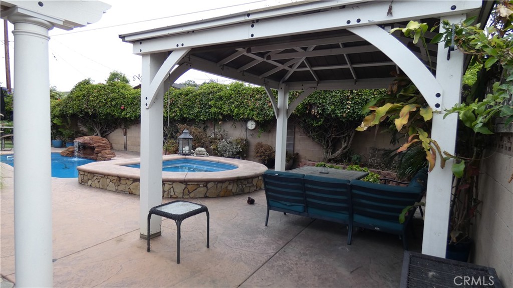 Property photo 23