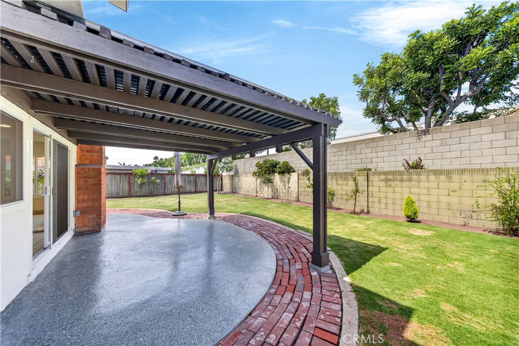 Property photo 38