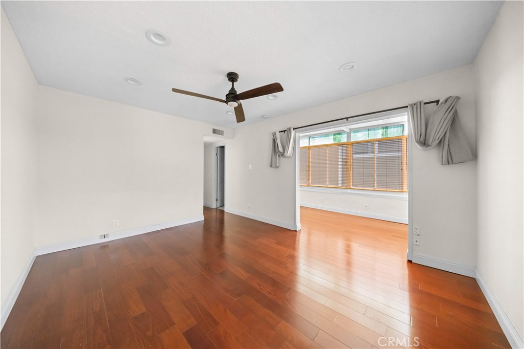 Property photo 50