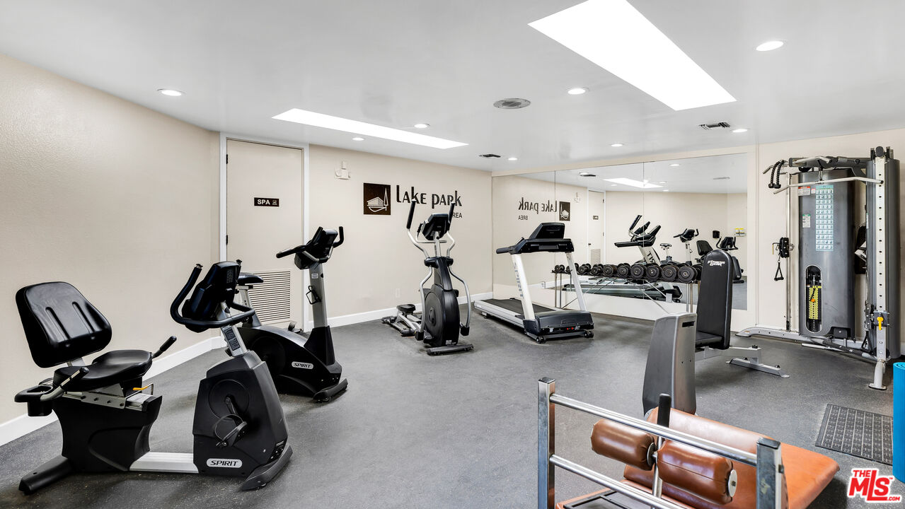Property photo 40