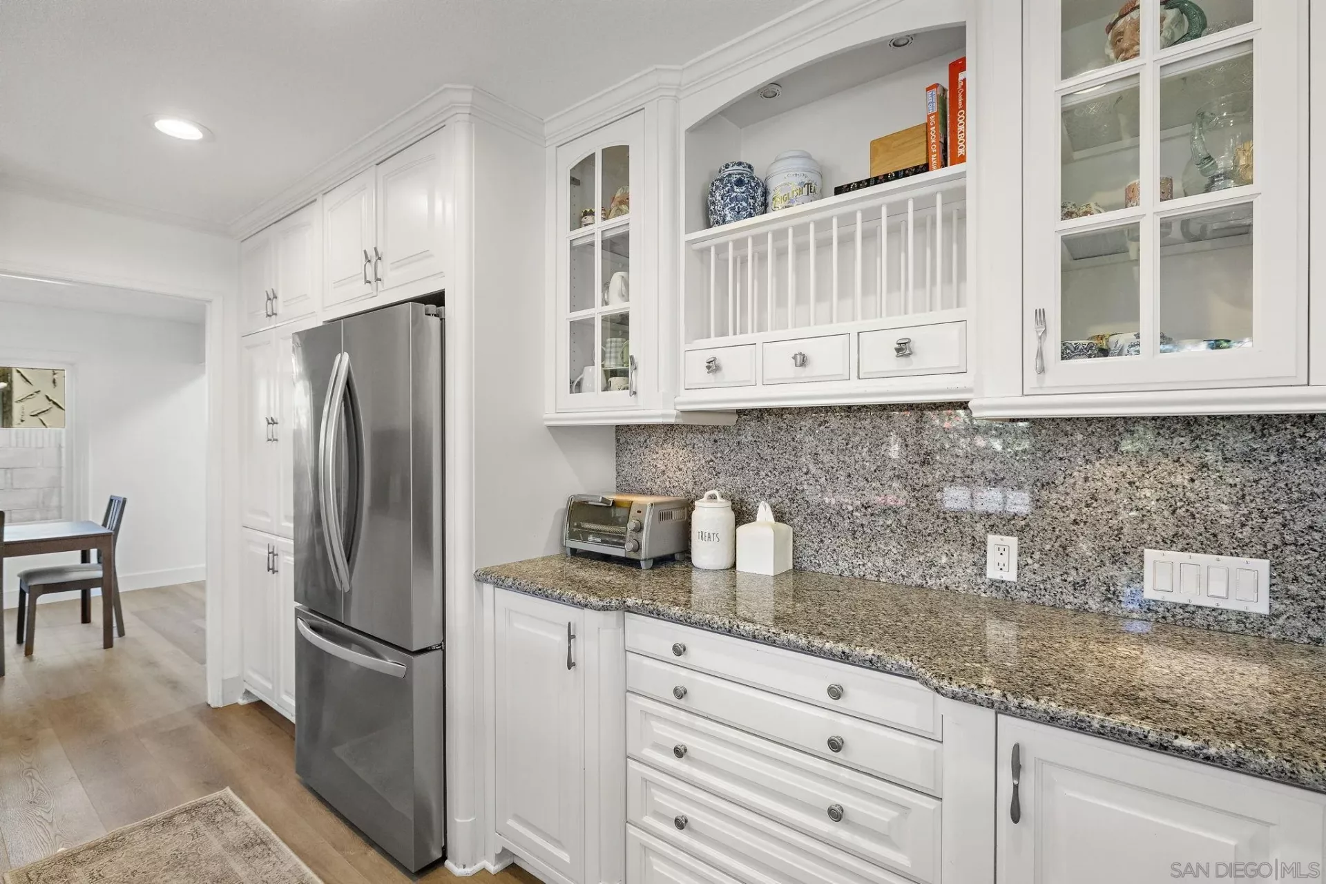 Property photo 35