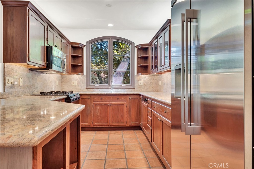 Property photo 37