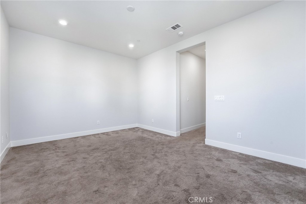 Property photo 50