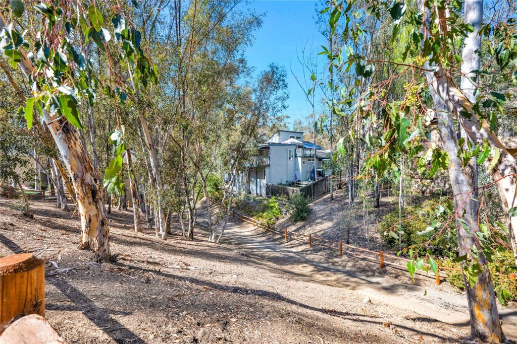 Property photo 33