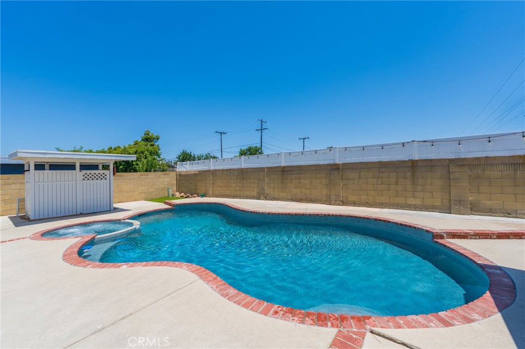 Property photo 28