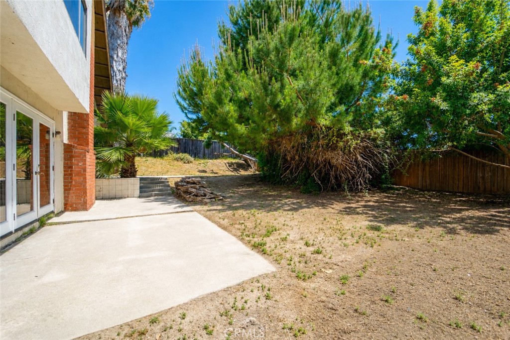 Property photo 33