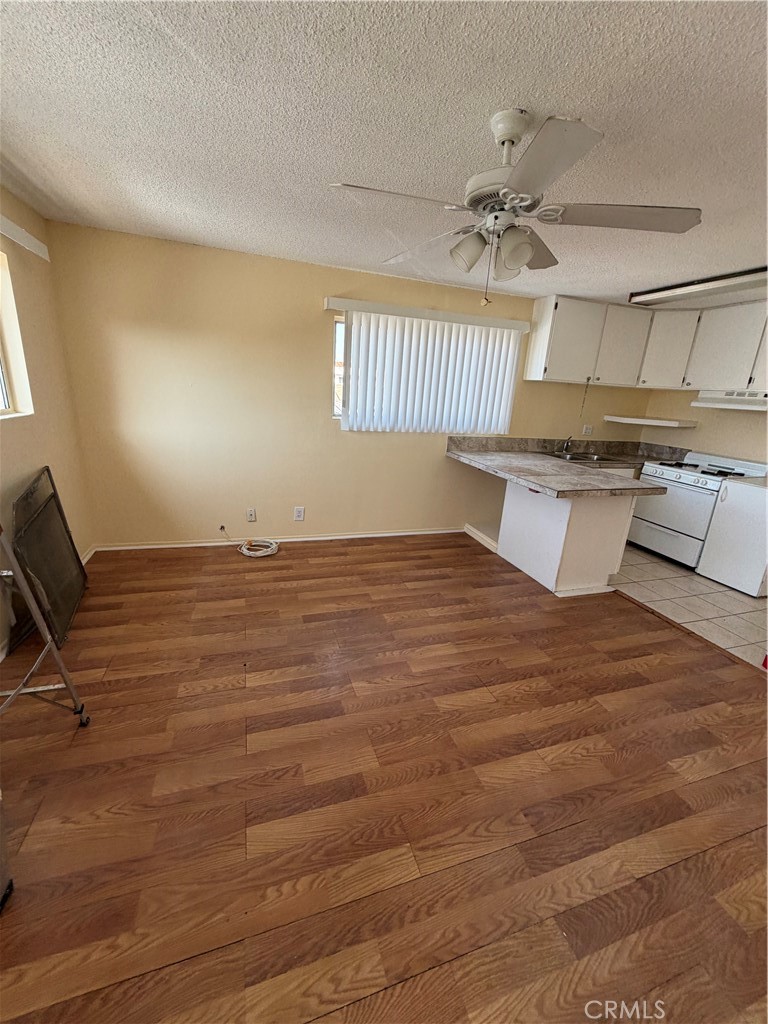 Property photo 44