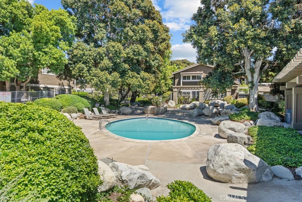 Property photo 33