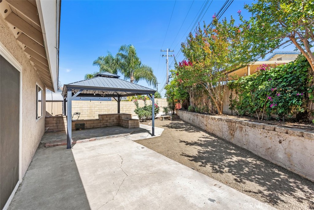 Property photo 30