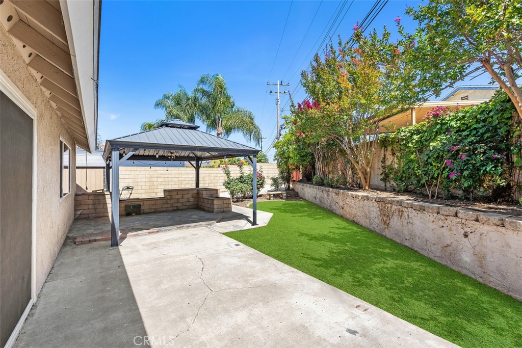 Property photo 31