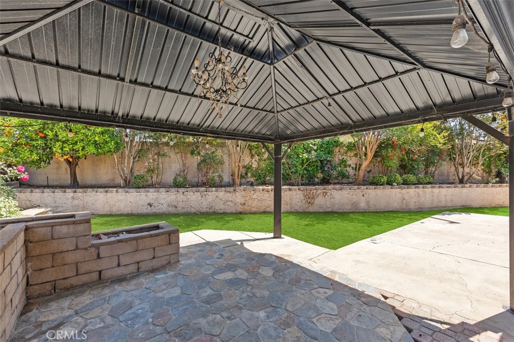 Property photo 33