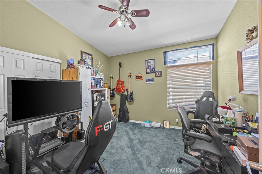 Property photo 32