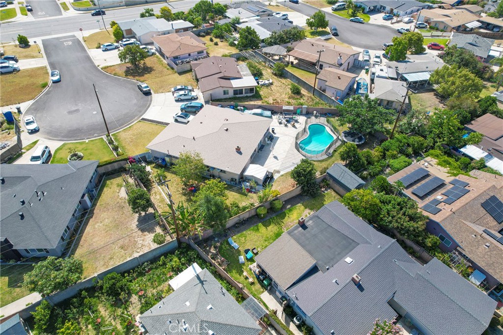 Property photo 33