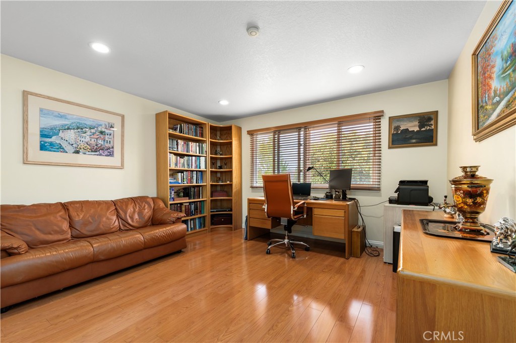 Property photo 38