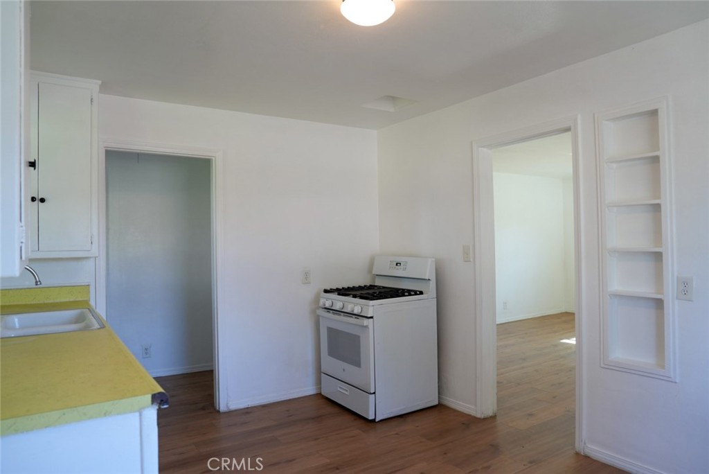 Property photo 28