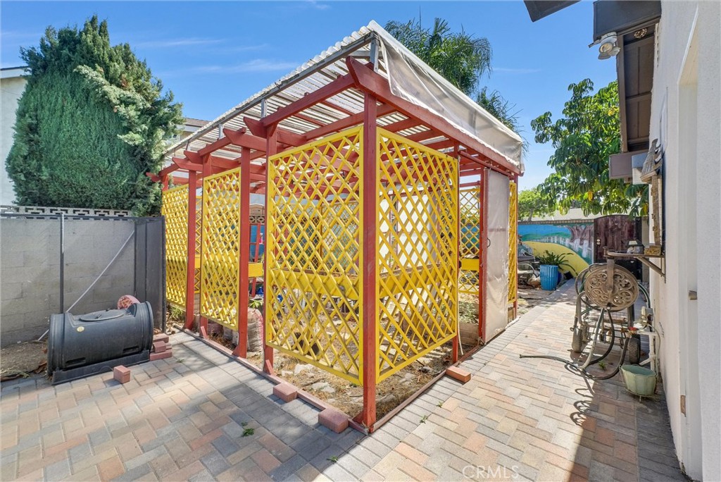Property photo 33