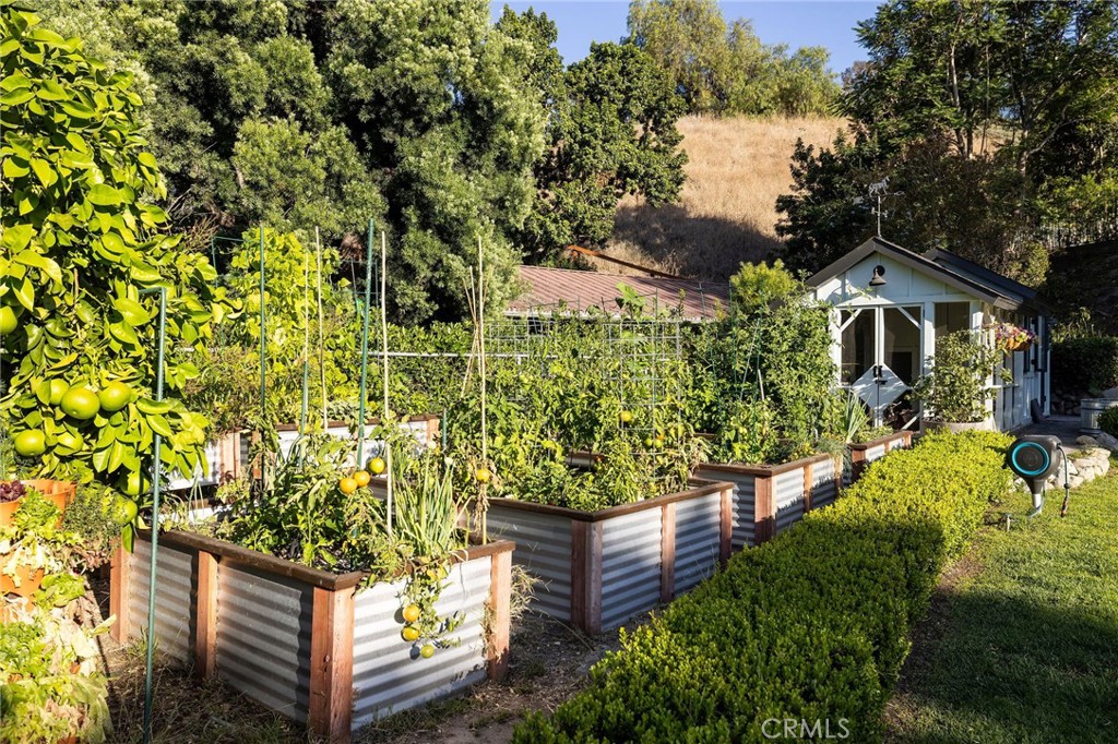 Property photo 37