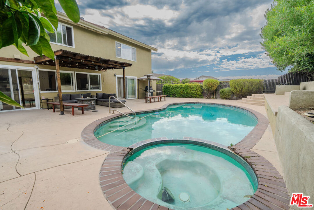 Property photo 17