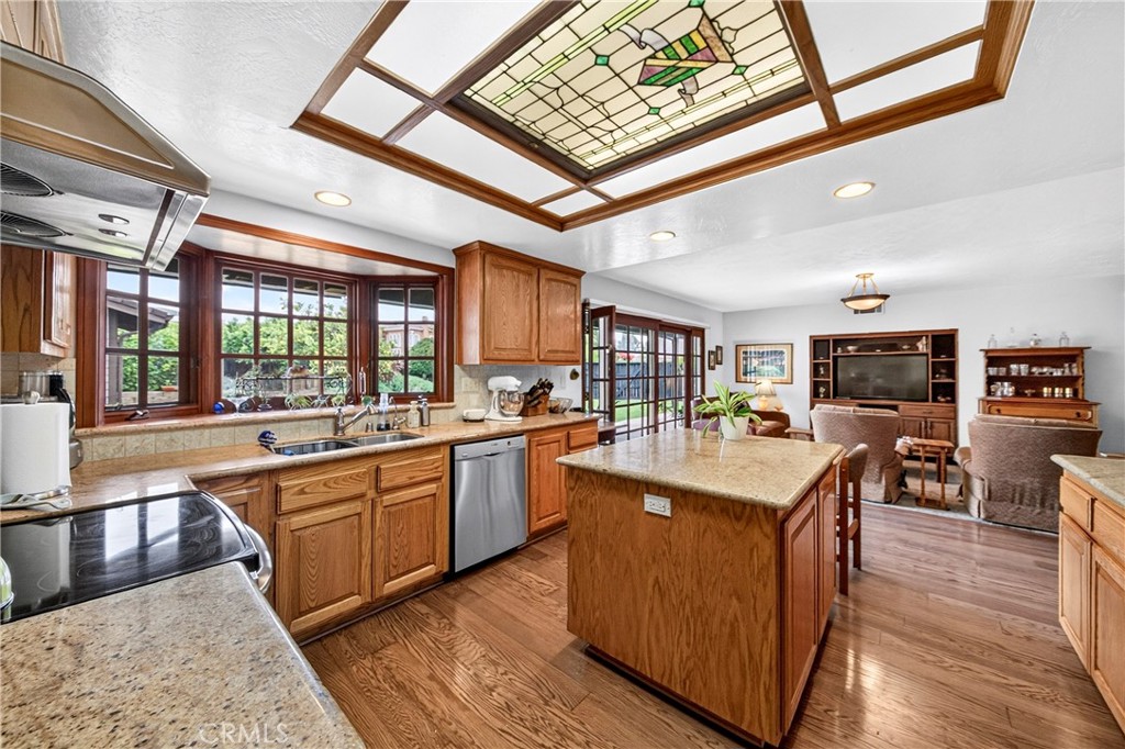 Property photo 28