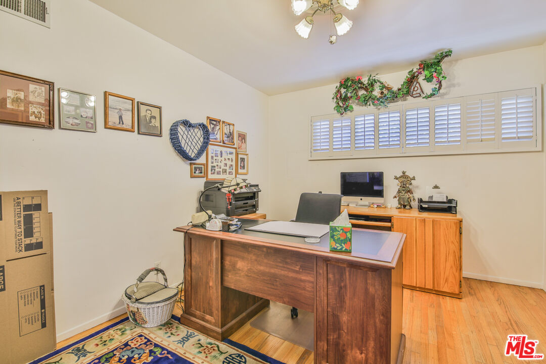 Property photo 25