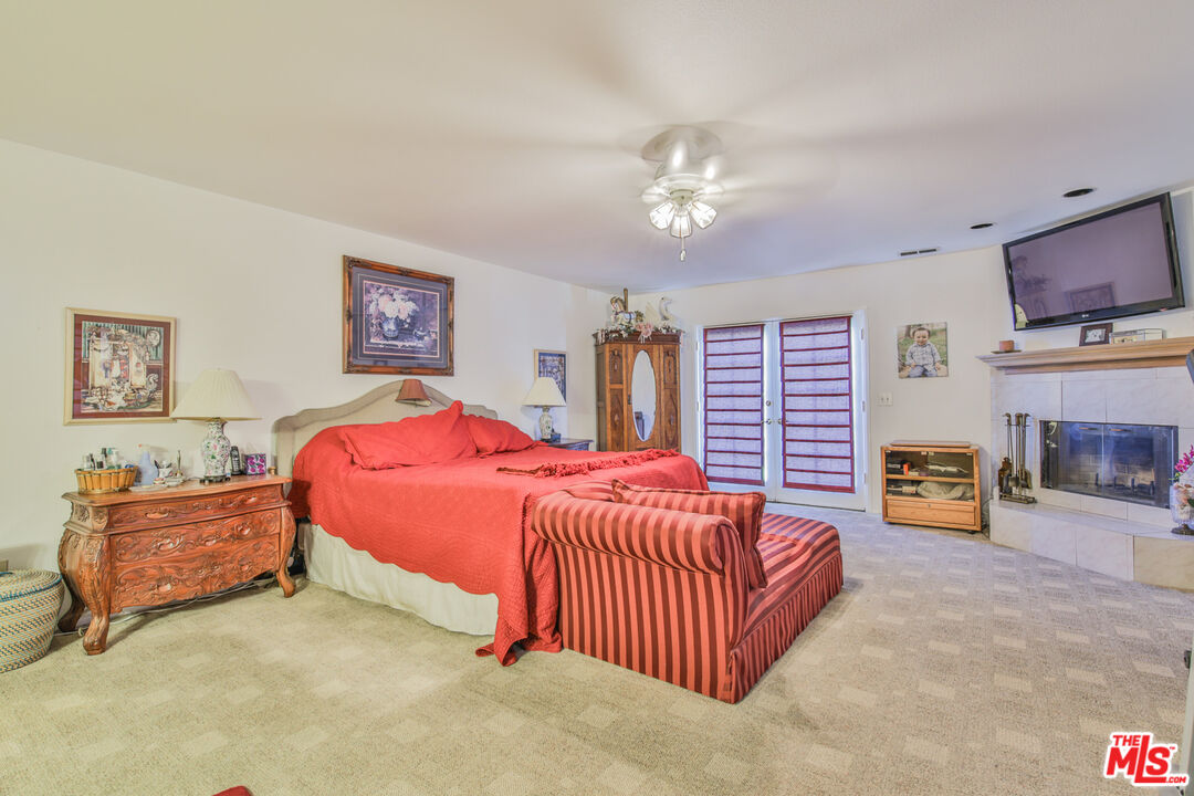 Property photo 28