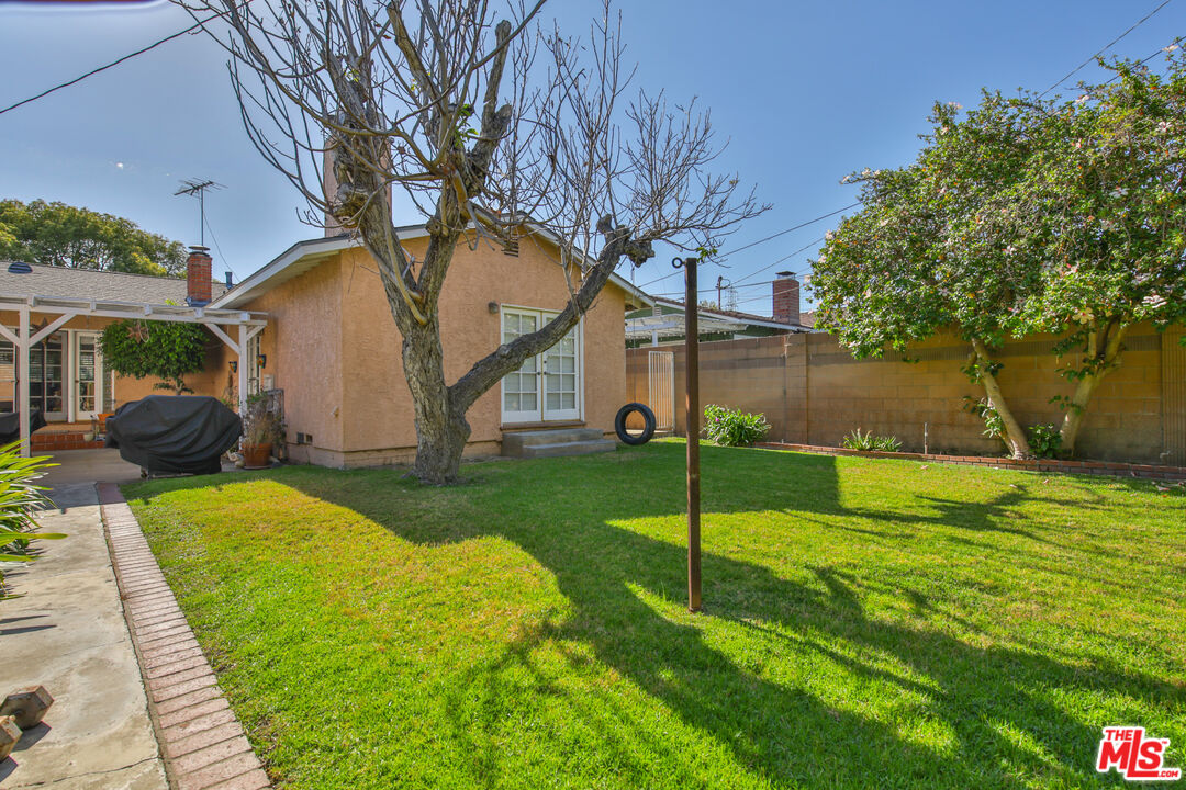 Property photo 38