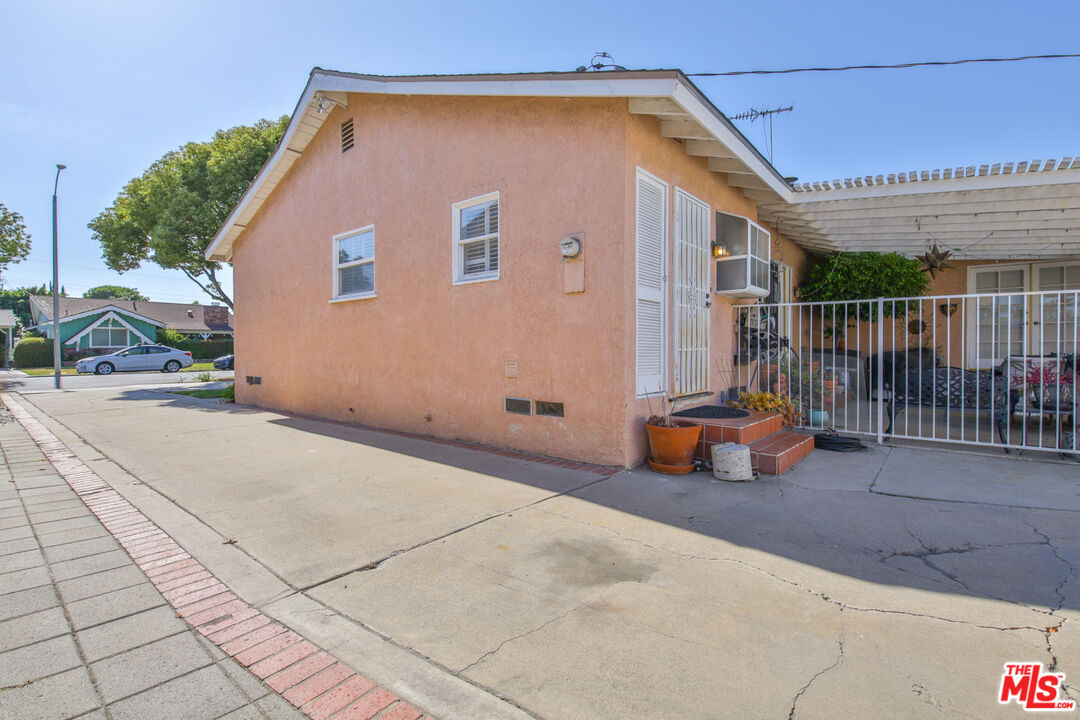Property photo 43