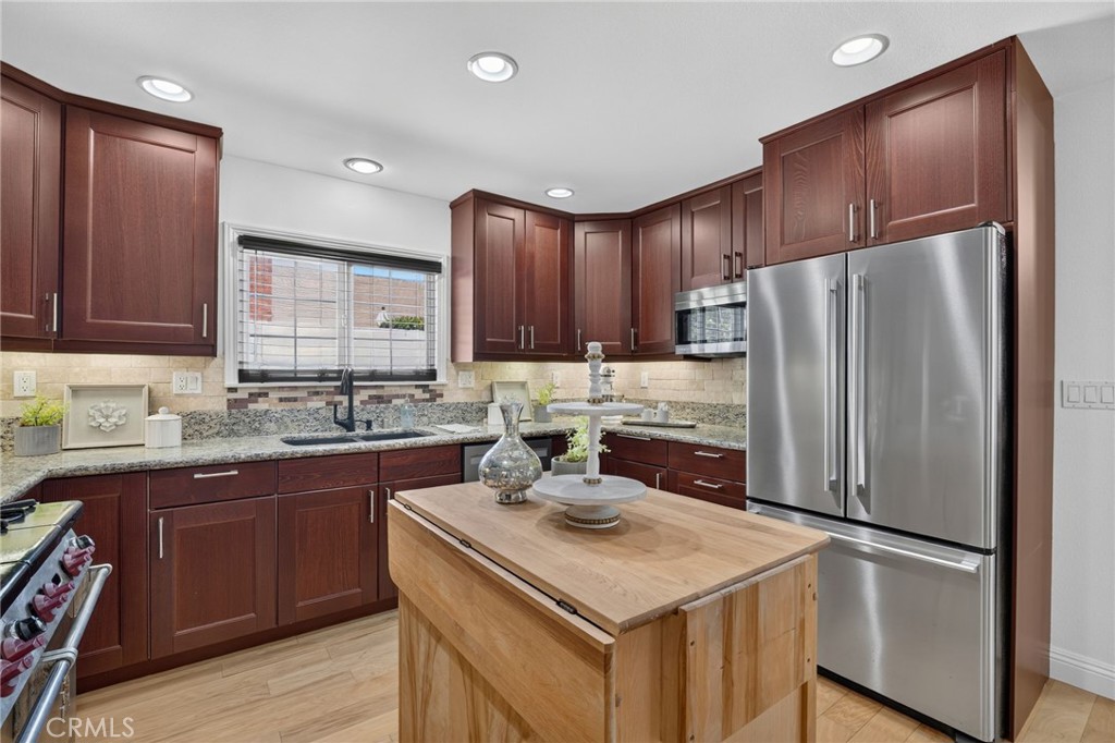 Property photo 25