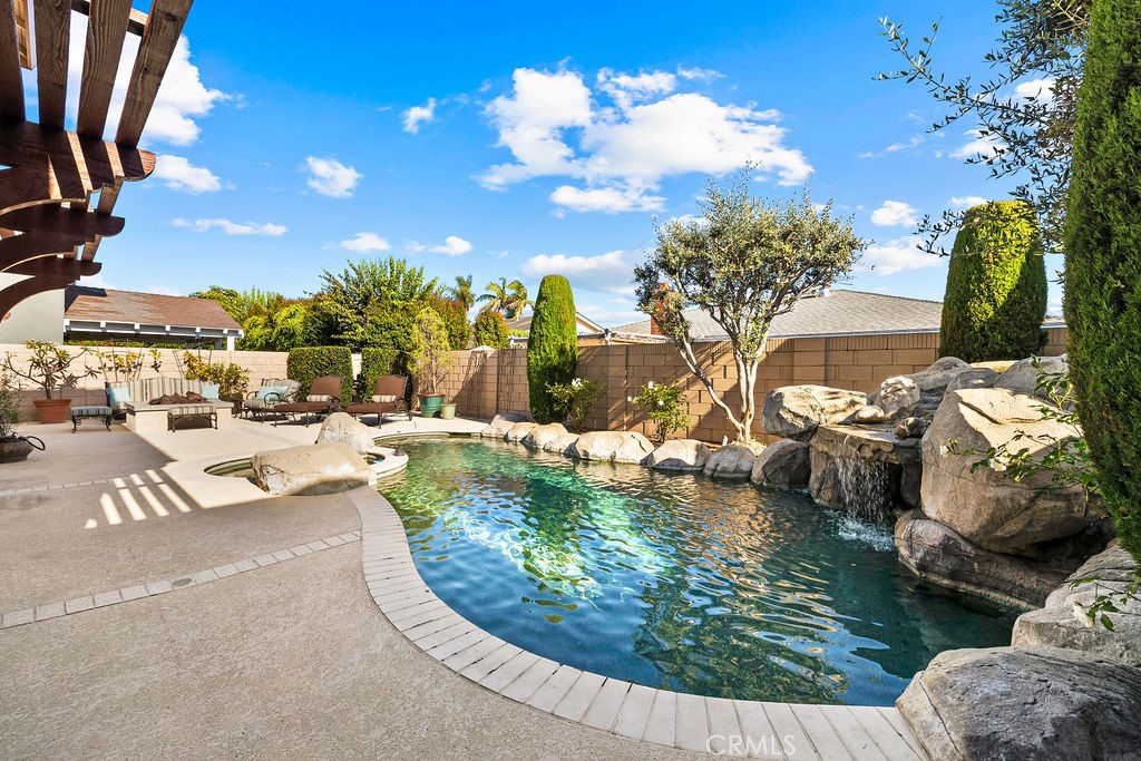 Property photo 41