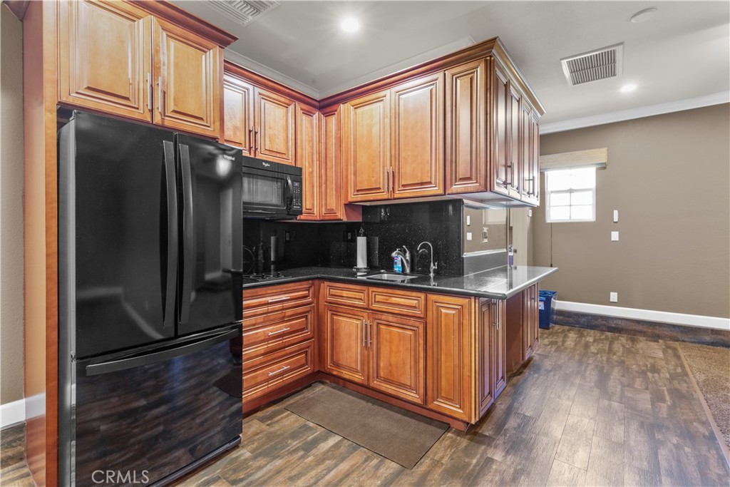 Property photo 35