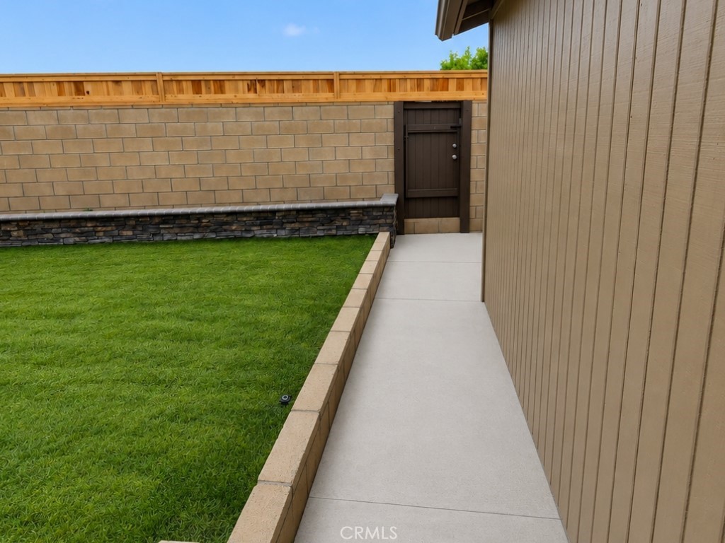 Property photo 44