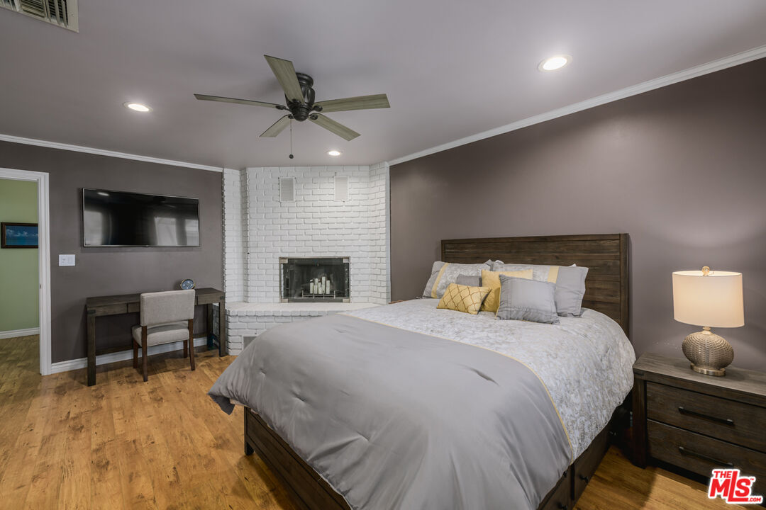 Property photo 28