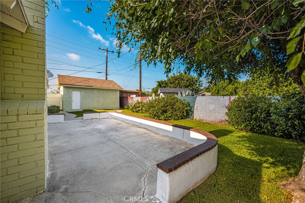 Property photo 32