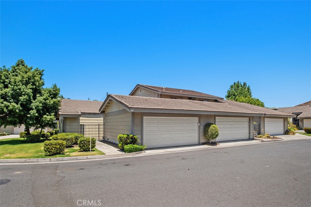 Property photo 32