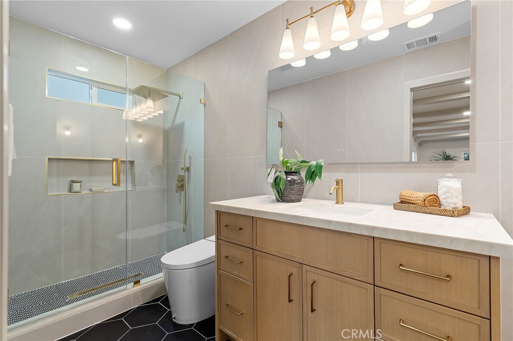 Property photo 50