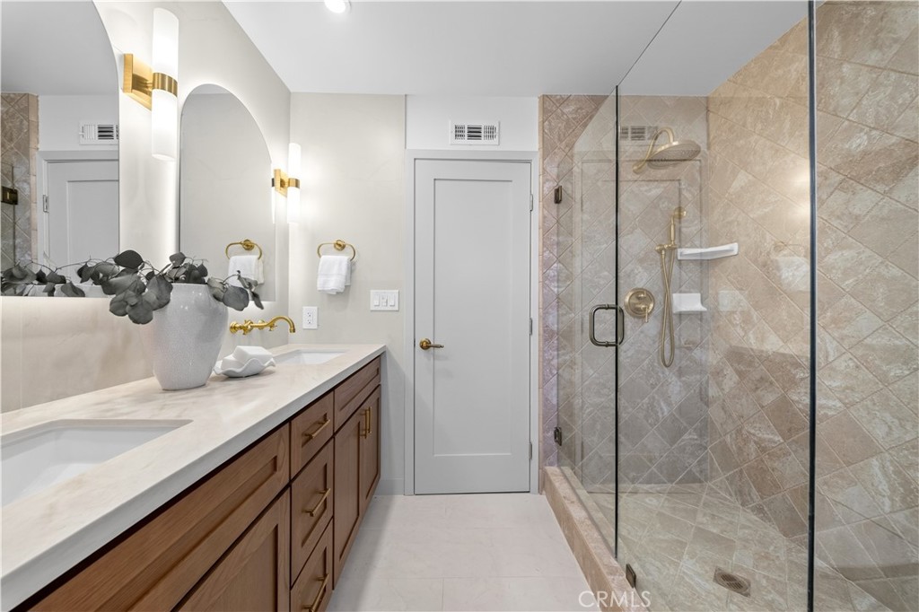 Property photo 50