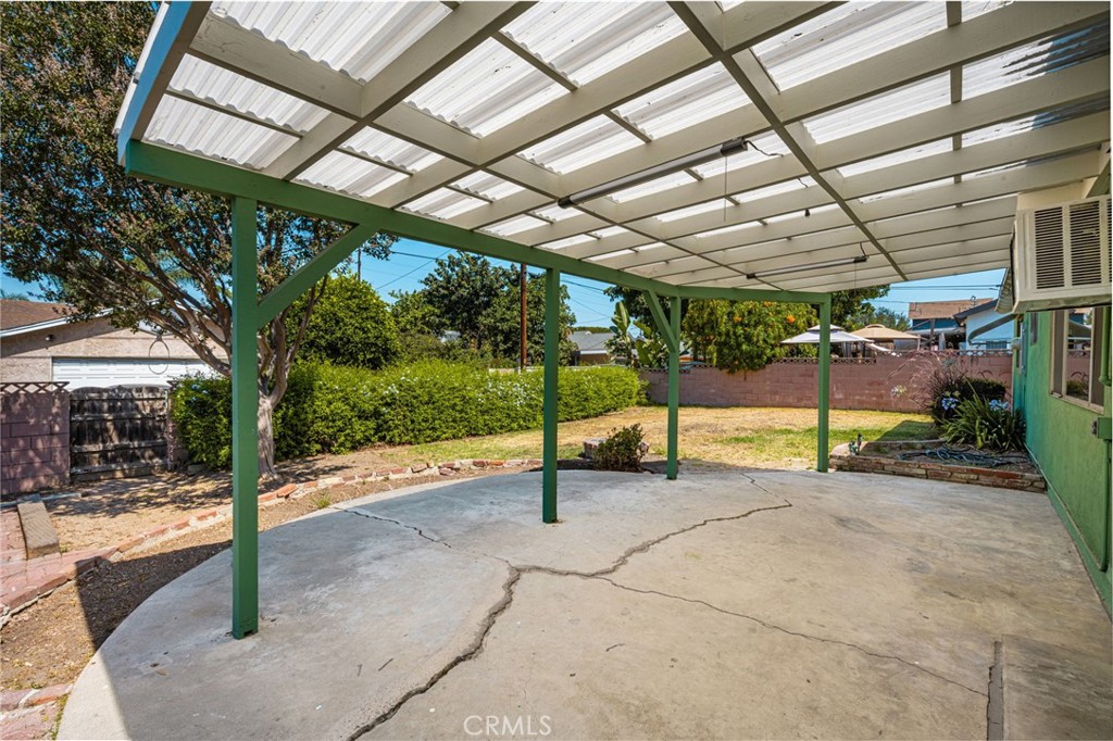 Property photo 28