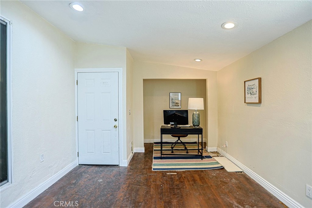 Property photo 33