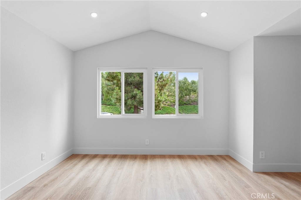 Property photo 50