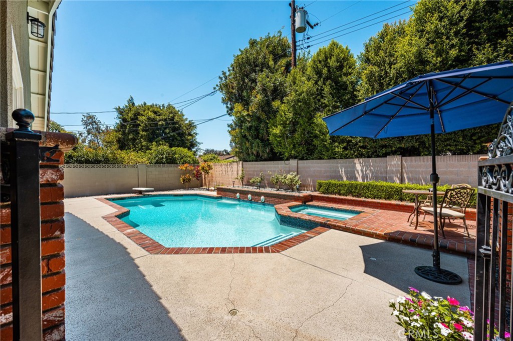Property photo 34