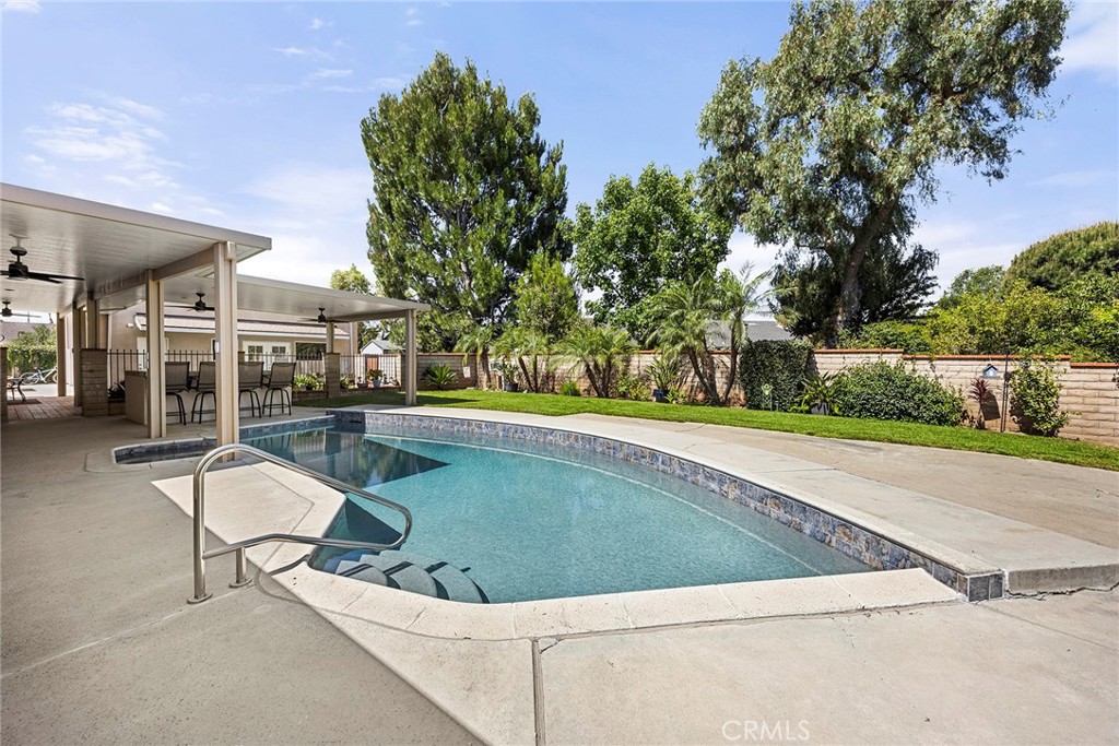 Property photo 28