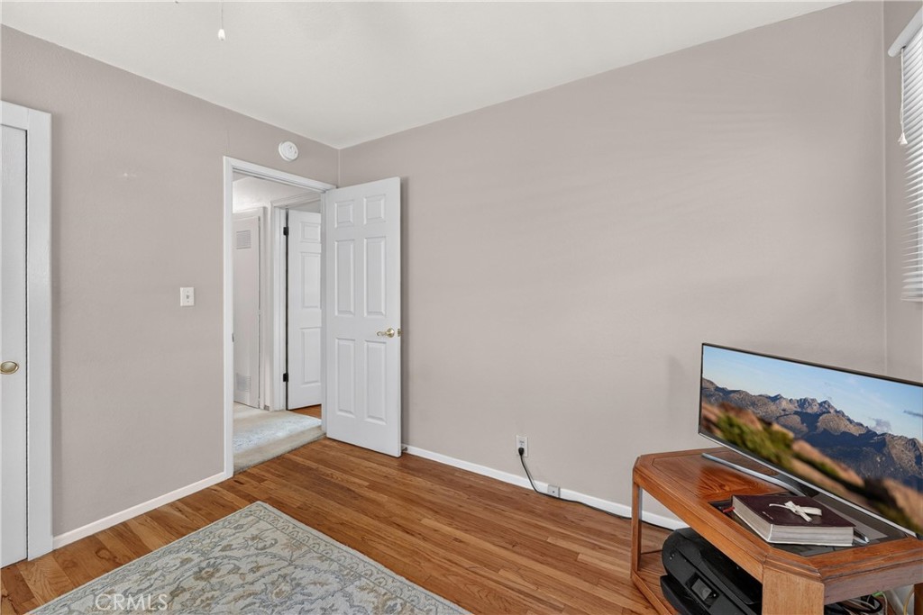 Property photo 28