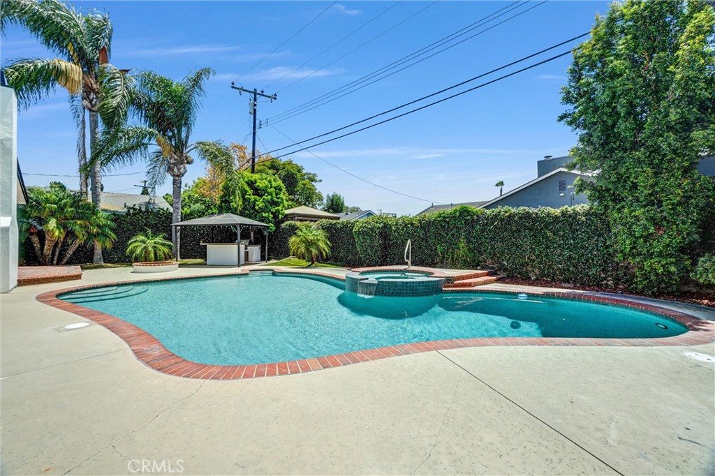 Property photo 34