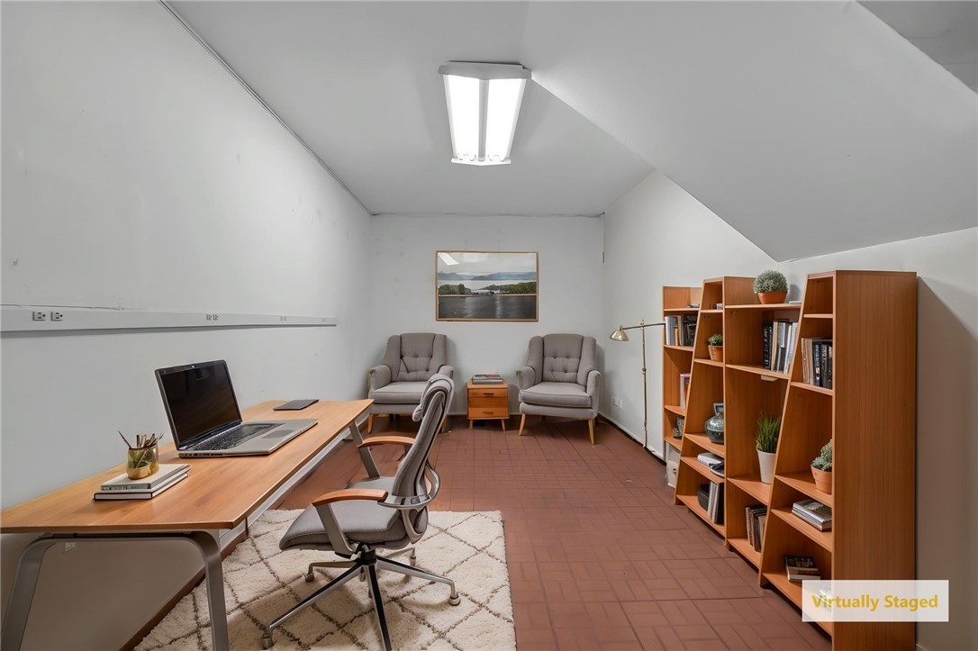 Property photo 44