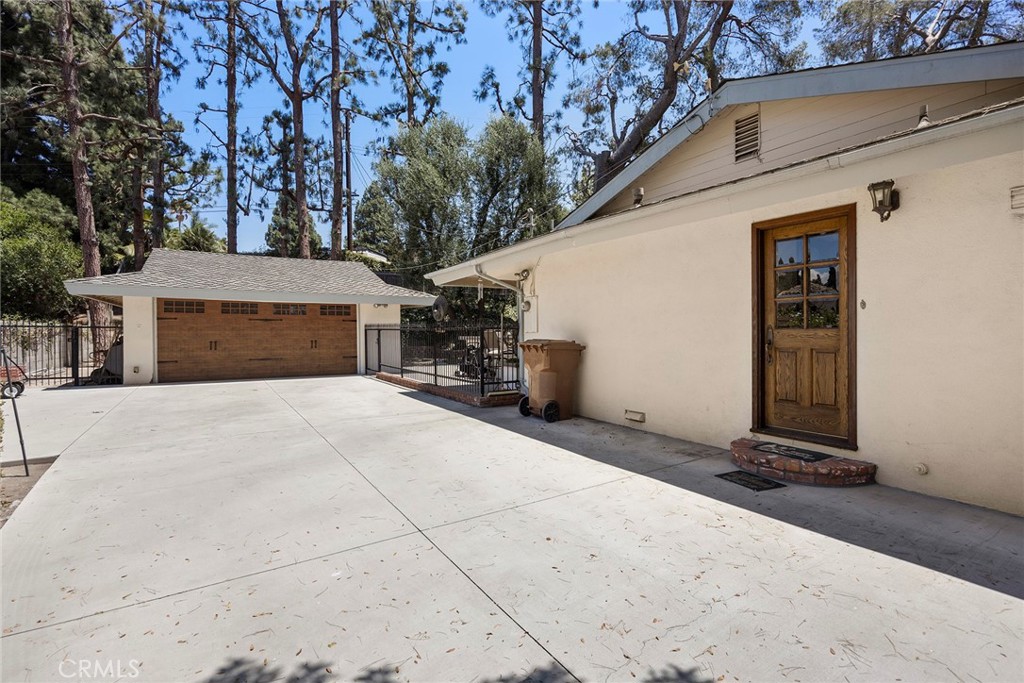 Property photo 40