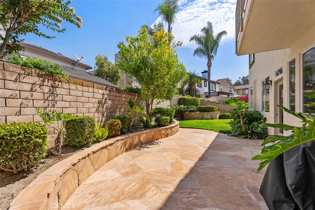 Property photo 33
